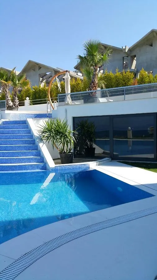 Villa Yalcin Kusadasi 0*,