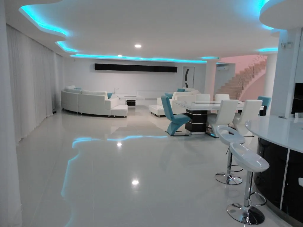 Villa Yalcin Kusadasi